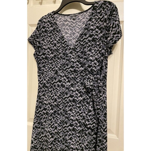 Apt 9 Gray Blk Multicolor Print Stretch Career Faux Wrap Knee MIDI Dress Large - Picture 14 of 14